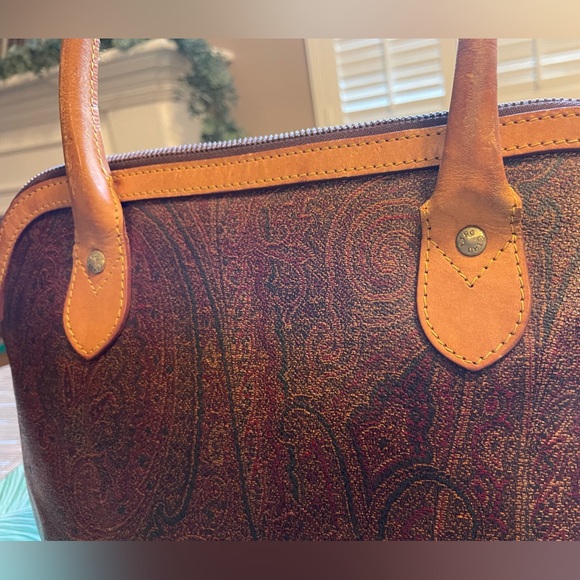 Authentic Vintage Etro Handbag - Picture 3 of 16